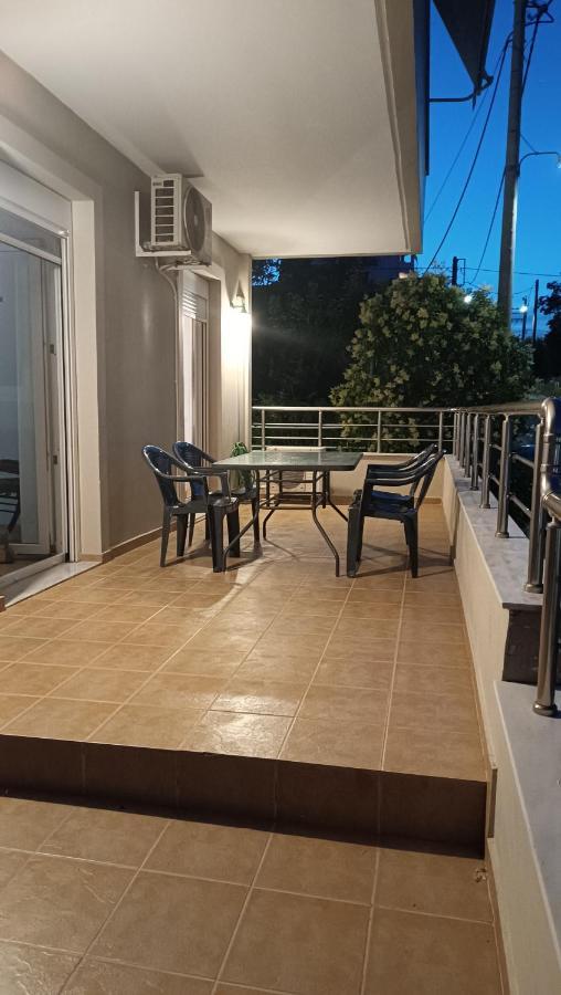 Vasilis Apartment ราฟีนา ภายนอก รูปภาพ