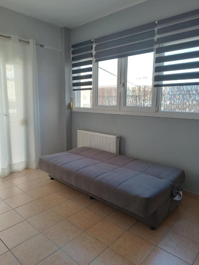 Vasilis Apartment ราฟีนา ภายนอก รูปภาพ