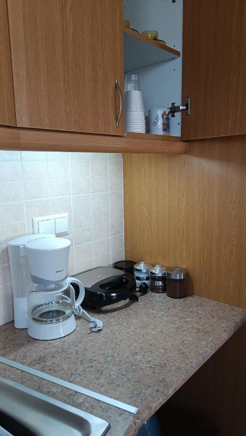 Vasilis Apartment ราฟีนา ภายนอก รูปภาพ