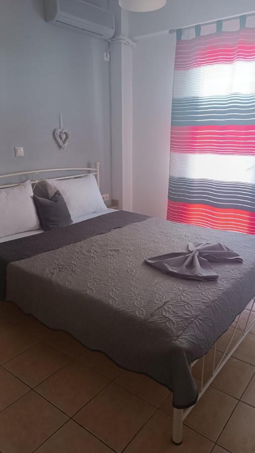 Vasilis Apartment ราฟีนา ภายนอก รูปภาพ