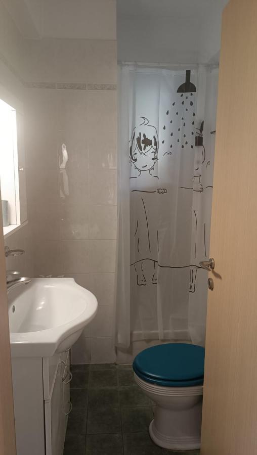 Vasilis Apartment ราฟีนา ภายนอก รูปภาพ
